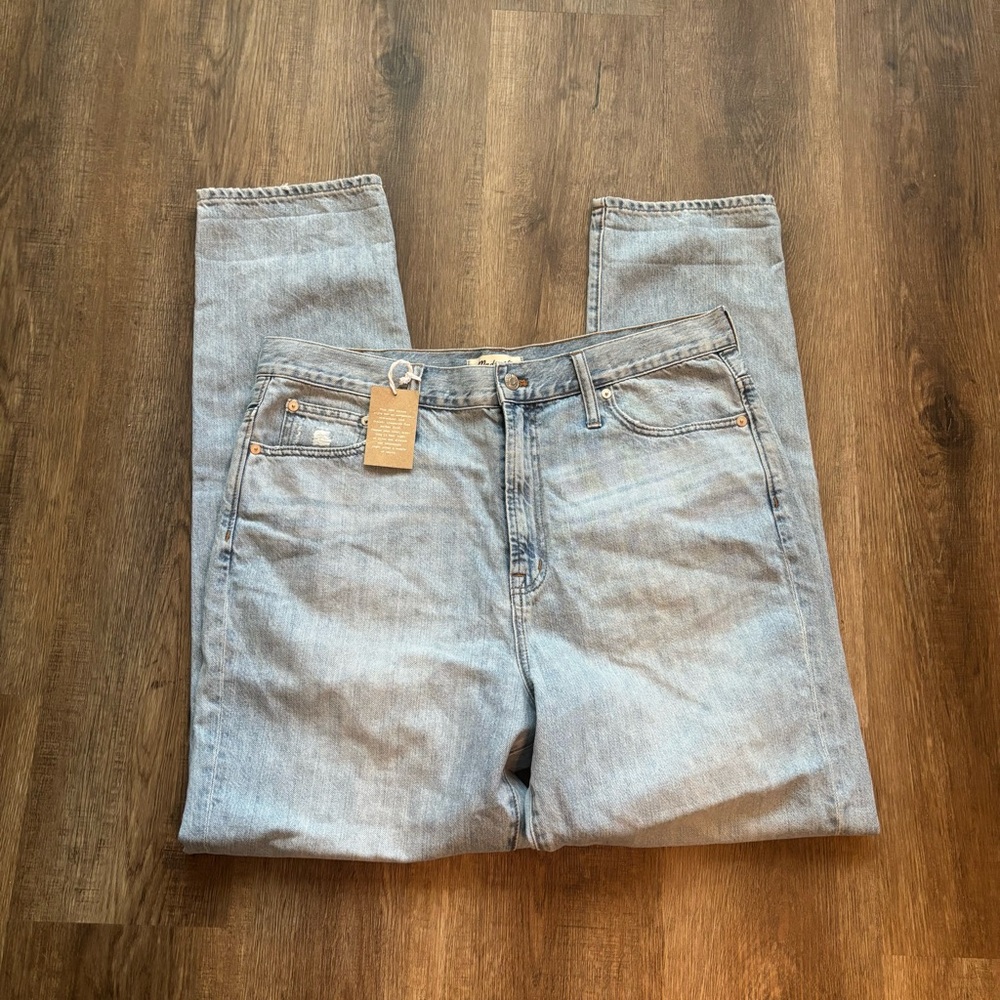 Madewell Light Blue Straight Leg Jeans - Picture 5 of 5